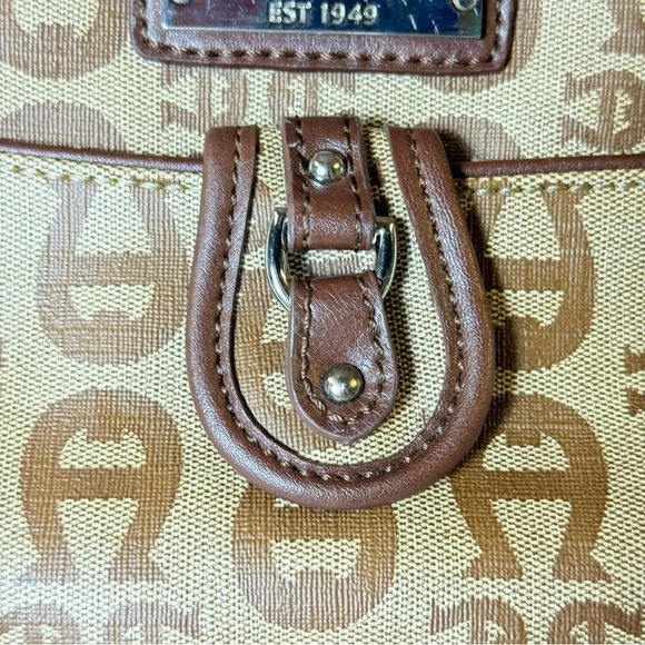 Etienne Aigner 90’s Women Brown Tan Shoulder Bag Leather Small Casual Party Chic - Picture 3 of 16